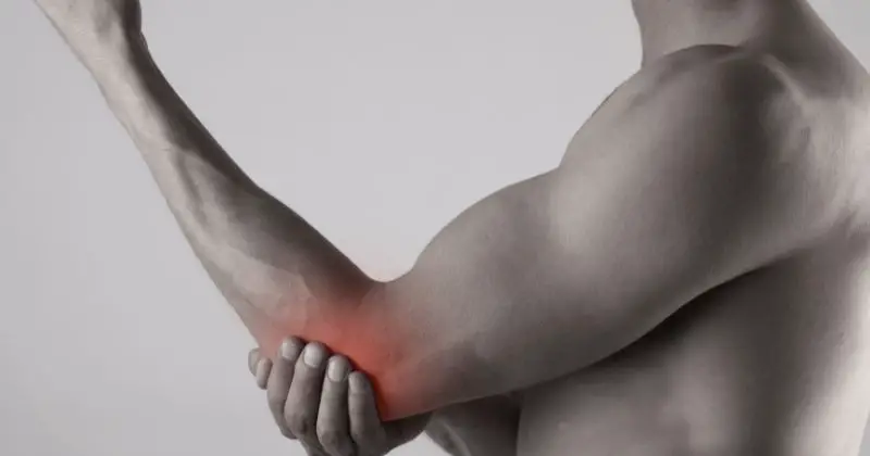 Glucosamine and Chondroitin for Joint Pain Relief - Elbow in pain
